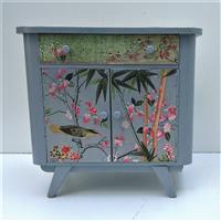 Kinderschrank "Pirole im blühenden Kirschbaum"   