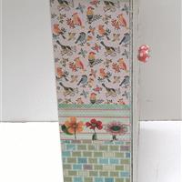  Puppenschrank "Zirkuspferde"  