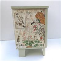 Vögel im japanischen Garten