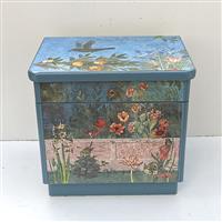 Unter azurblauem Himmel