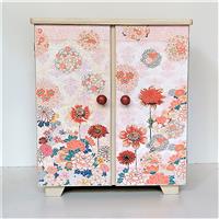 Puppenschrank "Kimonostoffe"  