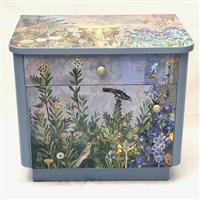 Freskengarten mit Irisbeet