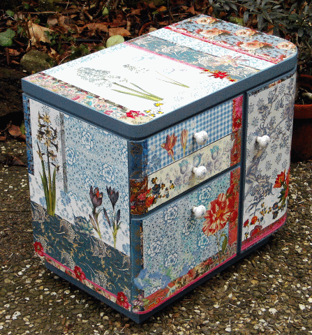 Kleiner Wäscheschrank